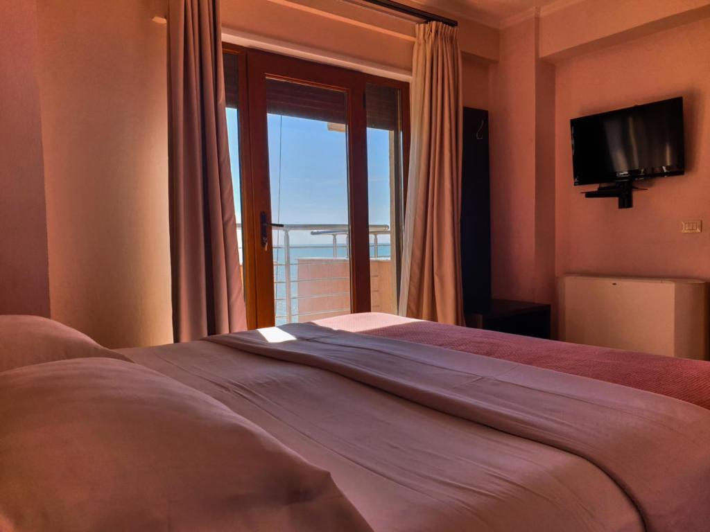Nais Beach, 3*